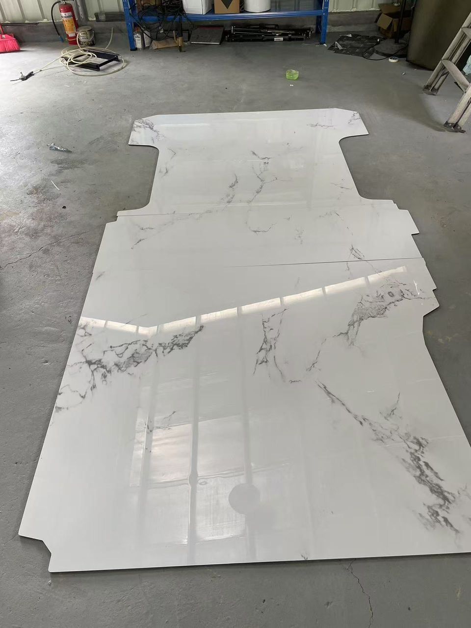 HIACE MARBLE FLOOR