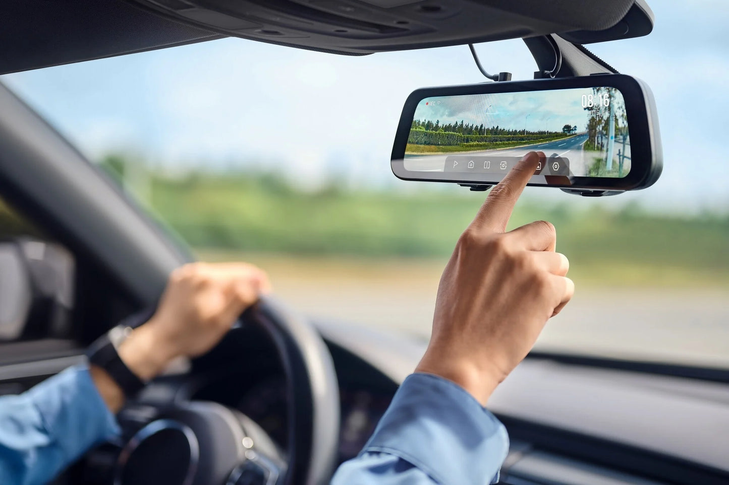 HIACE DASHCAM 70MAI / UNI-DSC-25006-70MAI