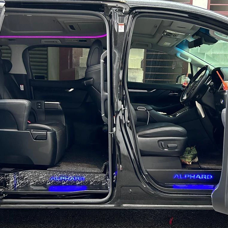 Toyota Alphard Black Carbon Side Steps