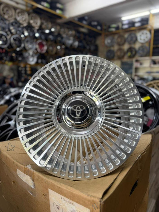 HIACE SPORT RIM 18INCH / H300-SR-5002-GZ