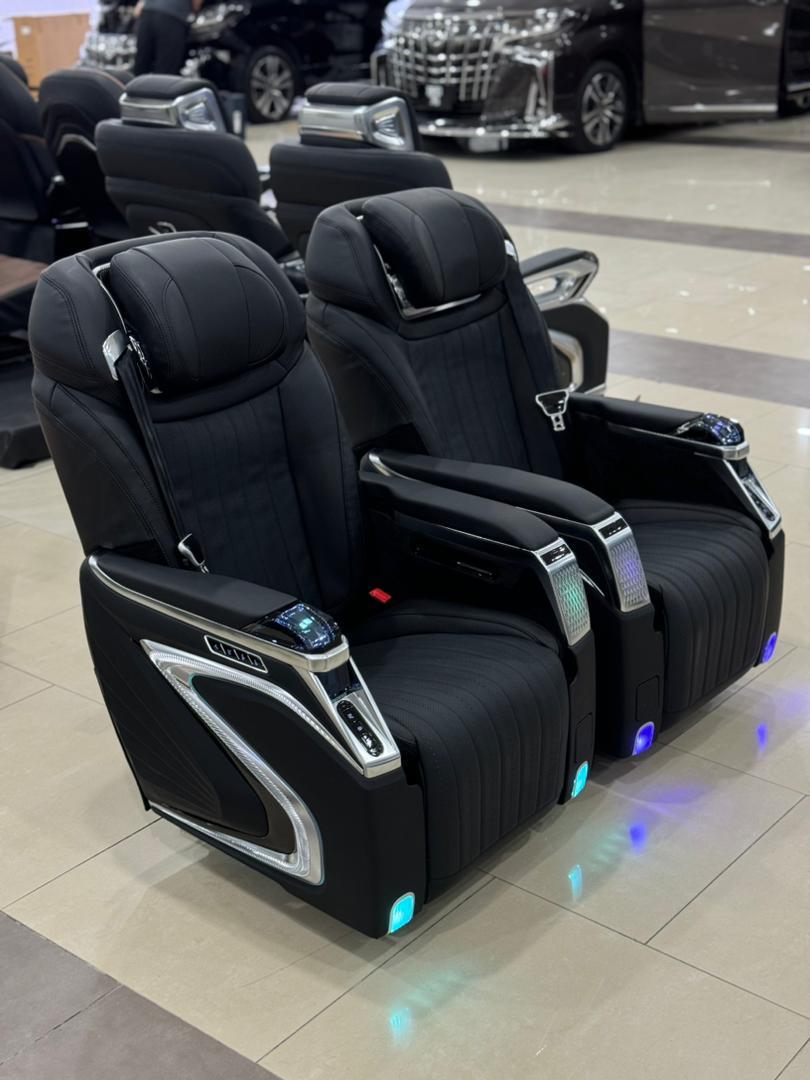HIACE CRYSTAL 5.0 PILOT SEAT