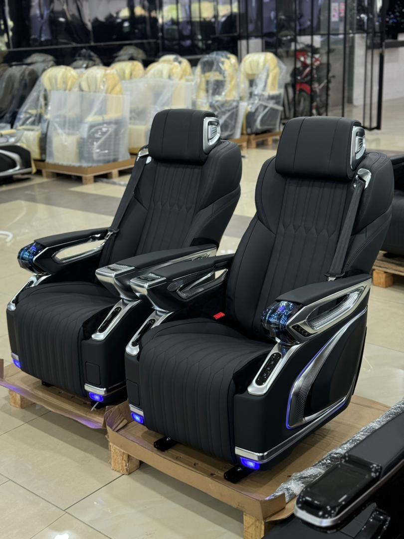 HIACE CRYSTAL 4.0 PILOT SEAT