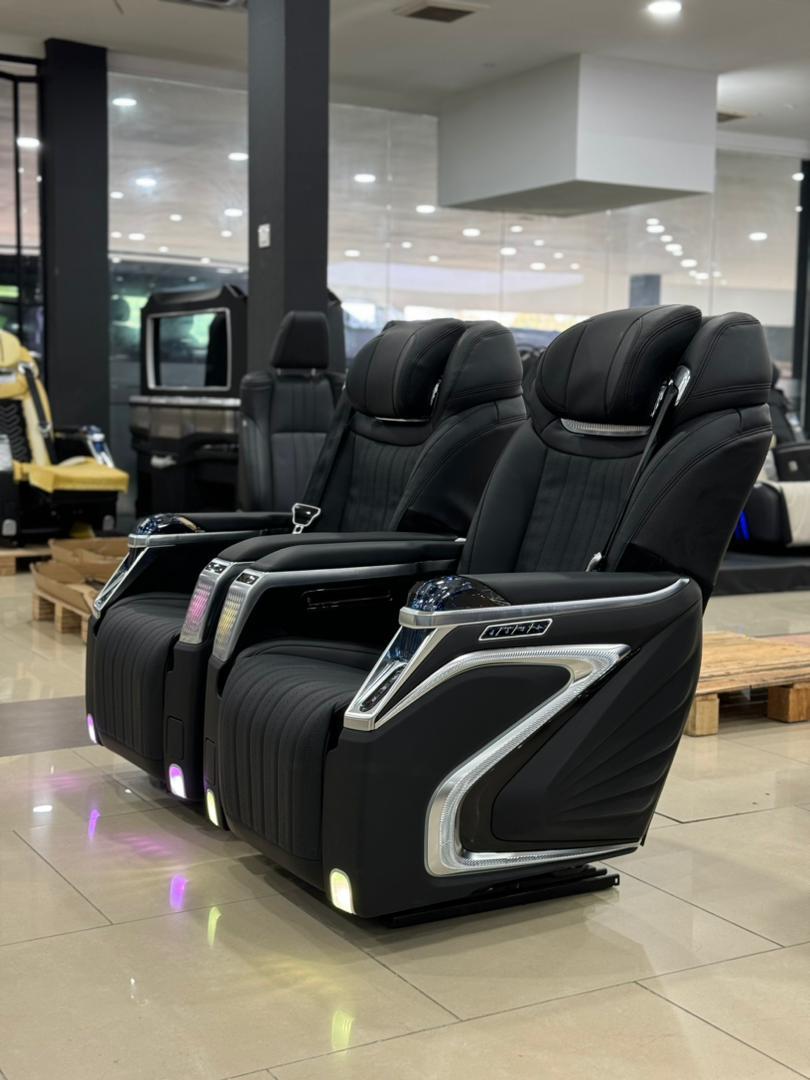 HIACE CRYSTAL 5.0 PILOT SEAT
