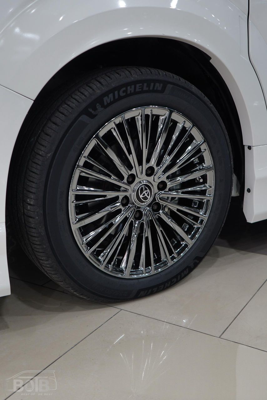 HIACE SPORT RIM 18INCH / H300-SR-5001-GZ