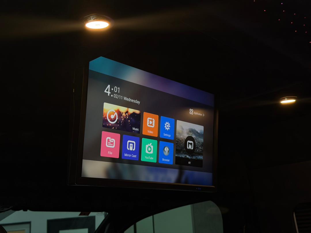 HIACE ROOF TV FLIP 24INCH / UNI-RTV-21002