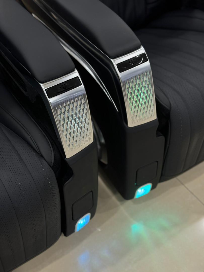 HIACE CRYSTAL 5.0 PILOT SEAT
