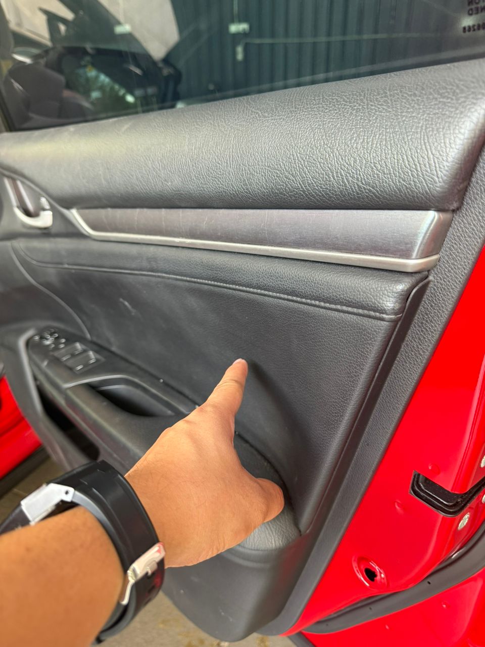 DOOR DRIVER LEATHER