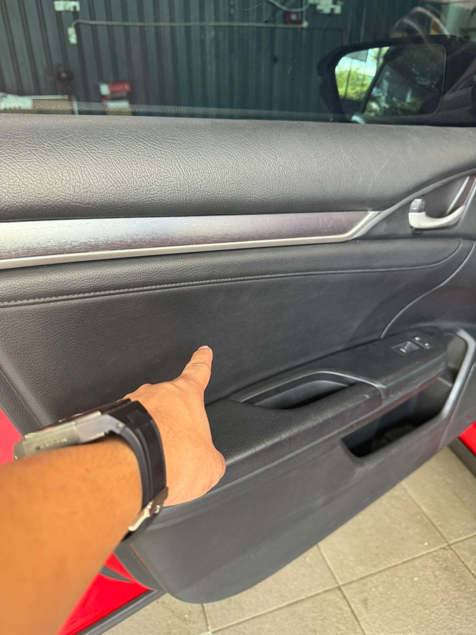 DOOR PASSENGER LEATHER