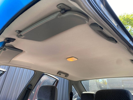 SEDAN ROOF