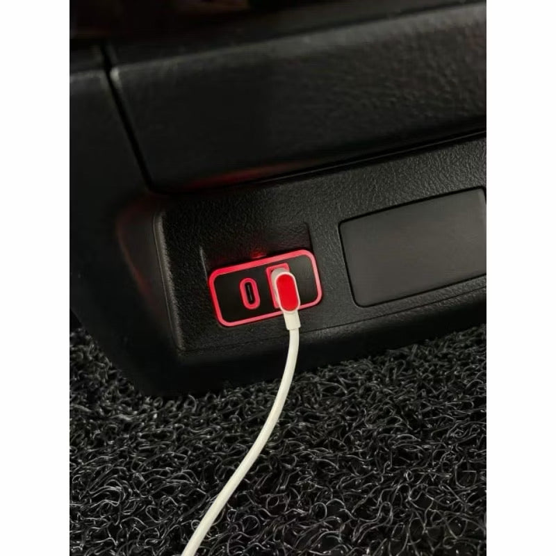 Toyota Alphard Vellfire QC3.0 USB Fast Charging Port (Suitable for all other Toyota model)