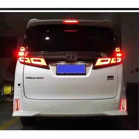 Toyota Alphard/Vellfire AGH30 LED Rear Bumper Light