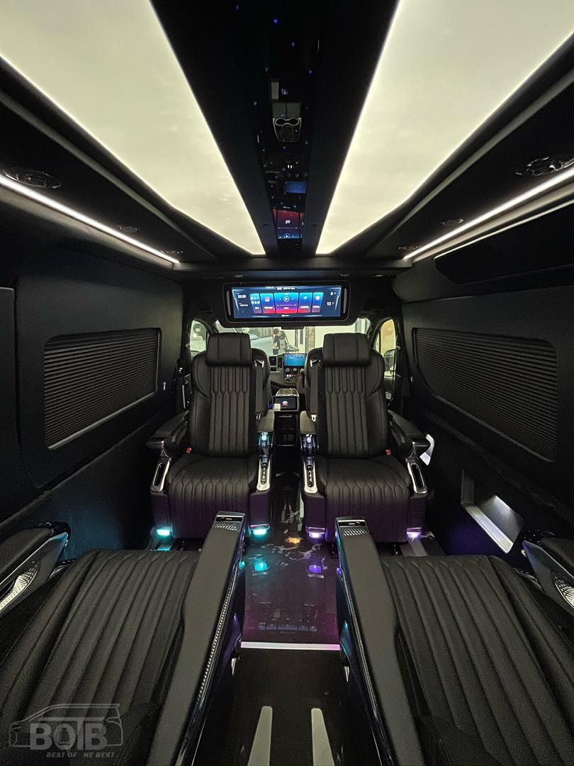 HIACE CRYSTAL 4.0 PILOT SEAT